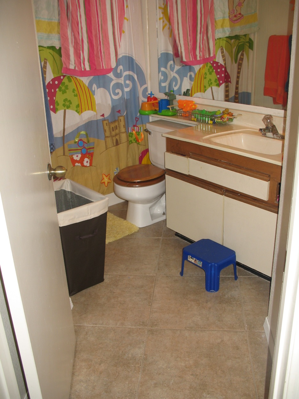 Kids bathroom